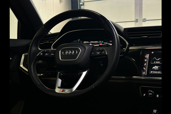 Audi Q3 45 TFSI e 3x S-Line 245PK | Pano | Keyless | Camera | Matrix | ACC | Lane | 1e eig