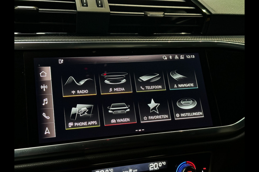 Audi Q3 45 TFSI e 3x S-Line 245PK | Pano | Keyless | Camera | Matrix | ACC | Lane | 1e eig