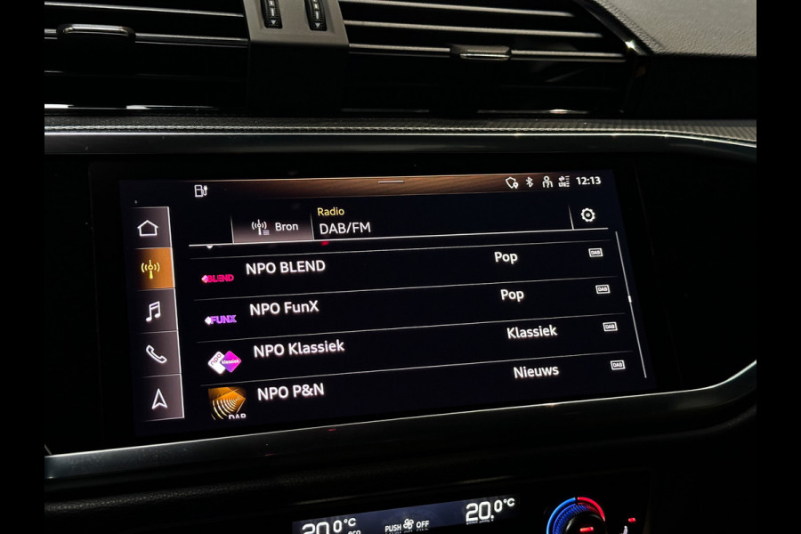 Audi Q3 45 TFSI e 3x S-Line 245PK | Pano | Keyless | Camera | Matrix | ACC | Lane | 1e eig