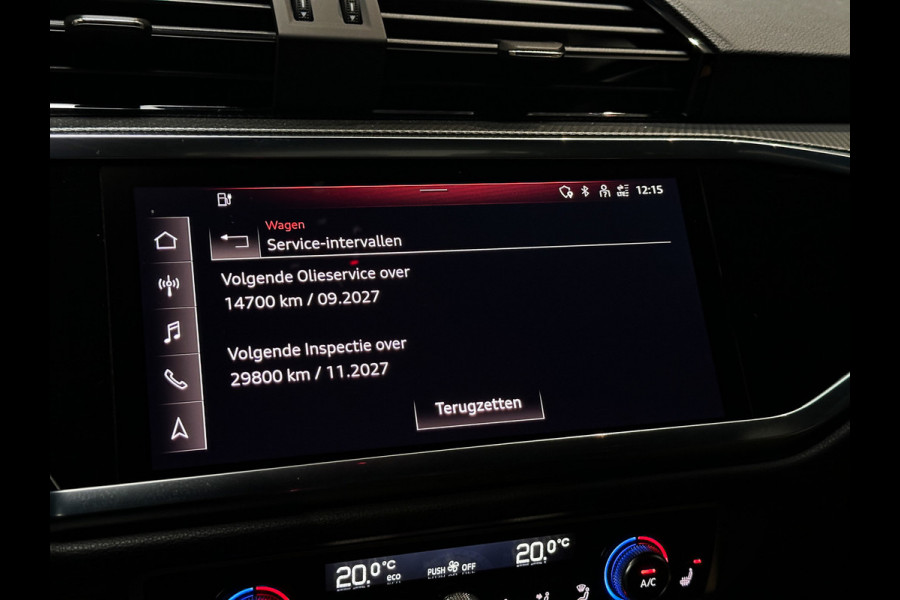 Audi Q3 45 TFSI e 3x S-Line 245PK | Pano | Keyless | Camera | Matrix | ACC | Lane | 1e eig