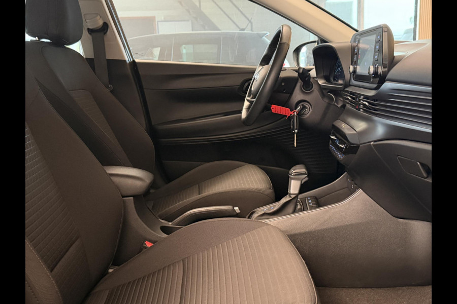 Hyundai i20 1.0 T-GDI 100PK Aut. Advanced | LED | Carplay | Camera | PDC | Stoel- & Stuurverw. | Incl. garantie