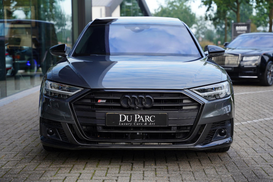 Audi S8 4.0 TFSI Quattro B&O / Active Chassis / NL-Auto / Black Line