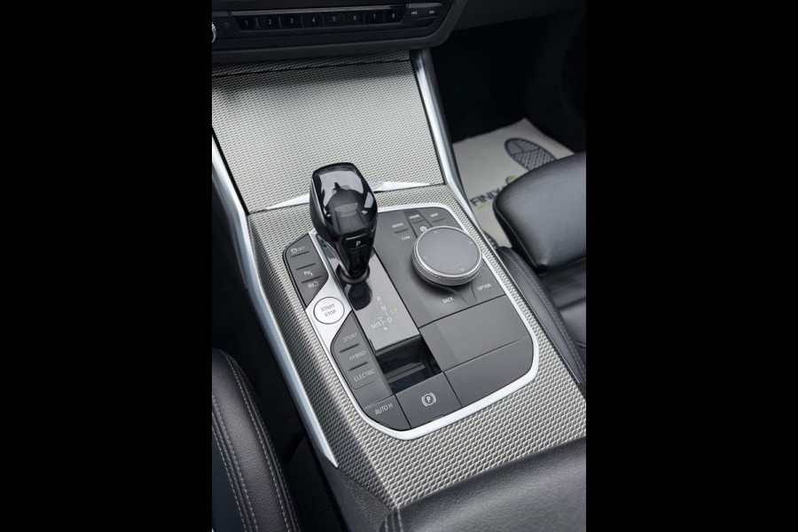 BMW 3 Serie Touring 330e High Executive M-Pakket
