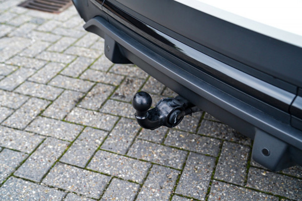 Audi Q5 Sportback 55 TFSI e S edition | Panorama | Massage | Trekhaak | Luchtvering | Bang & Olufsen | S-line | RS vlak stuur |
