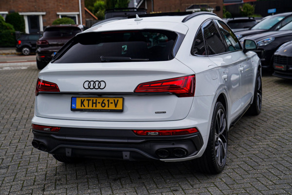 Audi Q5 Sportback 55 TFSI e S edition | Panorama | Massage | Trekhaak | Luchtvering | Bang & Olufsen | S-line | RS vlak stuur |