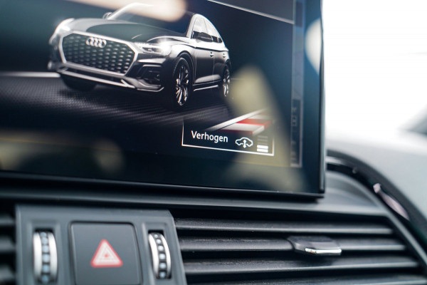 Audi Q5 Sportback 55 TFSI e S edition | Panorama | Massage | Trekhaak | Luchtvering | Bang & Olufsen | S-line | RS vlak stuur |