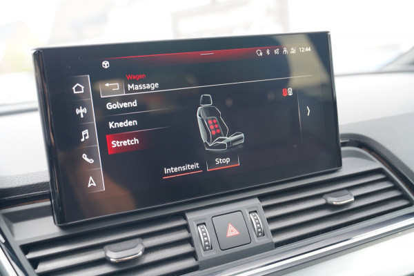 Audi Q5 Sportback 55 TFSI e S edition | Panorama | Massage | Trekhaak | Luchtvering | Bang & Olufsen | S-line | RS vlak stuur |