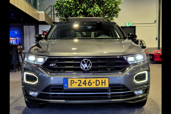 Volkswagen T-Roc 1.5 TSI Sport Business R Panorama | Camera | LED | Trekhaak | Zeer nette auto