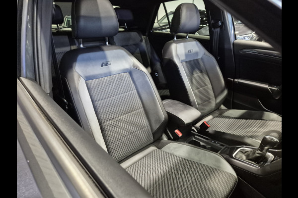 Volkswagen T-Roc 1.5 TSI Sport Business R Panorama | Camera | LED | Trekhaak | Zeer nette auto