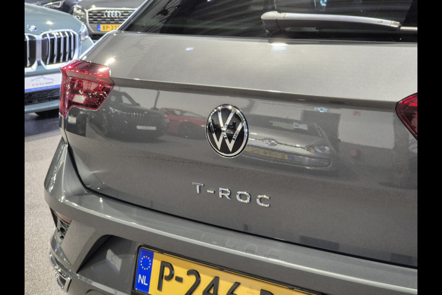 Volkswagen T-Roc 1.5 TSI Sport Business R Panorama | Camera | LED | Trekhaak | Zeer nette auto