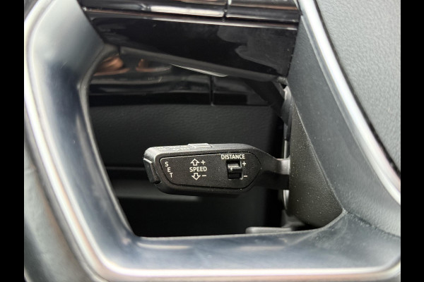 Audi e-tron e-tron 50 quattro Launch edition plus 71 kWh SoH 84% 2e Eigenaar|Navi|Pano|Trekhaak|Leder|Virtual Cockpit|Carplay|Cruise|N.A.P|APK tot 10-2027