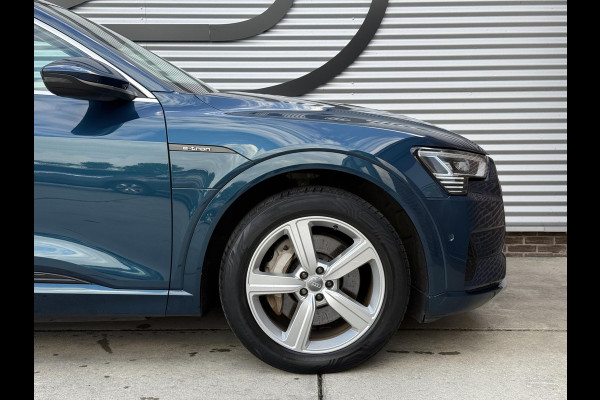 Audi e-tron e-tron 50 quattro Launch edition plus 71 kWh SoH 84% 2e Eigenaar|Navi|Pano|Trekhaak|Leder|Virtual Cockpit|Carplay|Cruise|N.A.P|APK tot 10-2027