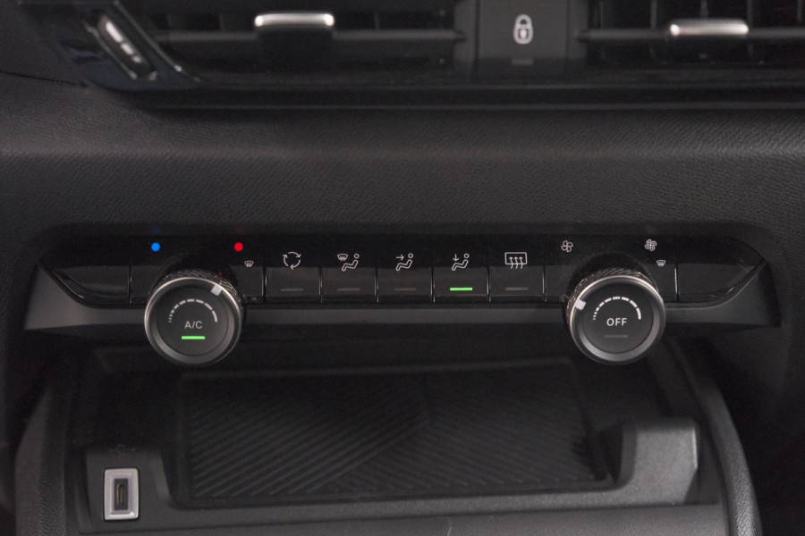 Citroën C4 Puretech 100 Feel | Cruise Control | Parkeersensoren | Airco