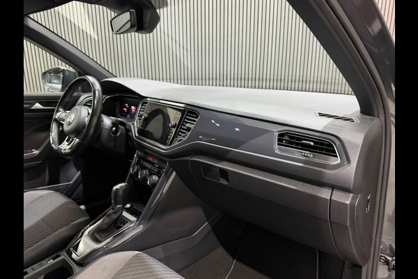 Volkswagen T-Roc 1.5 TSI R line Int&Ext / IQ Light / Keyless / Camera / Virtual