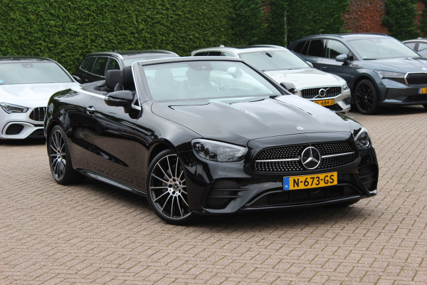Mercedes-Benz E-Klasse Cabrio 200 AMG Line / Nieuwstaat / Camera / Burmester / Luxe Leder / Memory Seats / 19'' / Matrix LED / Nekverwarming / CarPlay / Sfeerverlichting / Windscherm / Stoelverwarming+Ventilatie / DAB / Cruise Control