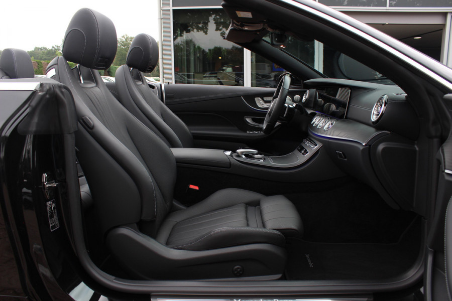 Mercedes-Benz E-Klasse Cabrio 200 AMG Line / Nieuwstaat / Camera / Burmester / Luxe Leder / Memory Seats / 19'' / Matrix LED / Nekverwarming / CarPlay / Sfeerverlichting / Windscherm / Stoelverwarming+Ventilatie / DAB / Cruise Control