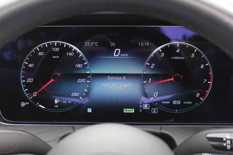 Mercedes-Benz E-Klasse Cabrio 200 AMG Line / Nieuwstaat / Camera / Burmester / Luxe Leder / Memory Seats / 19'' / Matrix LED / Nekverwarming / CarPlay / Sfeerverlichting / Windscherm / Stoelverwarming+Ventilatie / DAB / Cruise Control