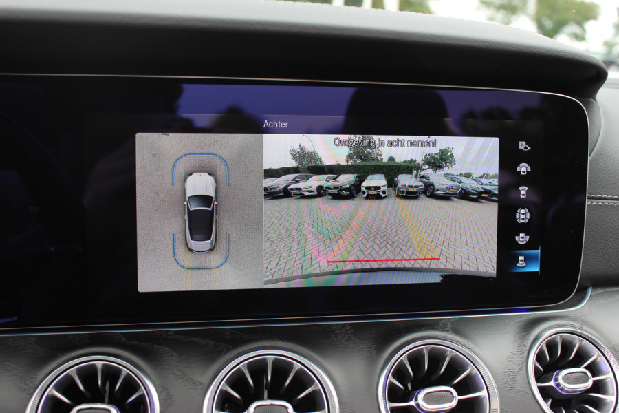 Mercedes-Benz E-Klasse Cabrio 200 AMG Line / Nieuwstaat / Camera / Burmester / Luxe Leder / Memory Seats / 19'' / Matrix LED / Nekverwarming / CarPlay / Sfeerverlichting / Windscherm / Stoelverwarming+Ventilatie / DAB / Cruise Control