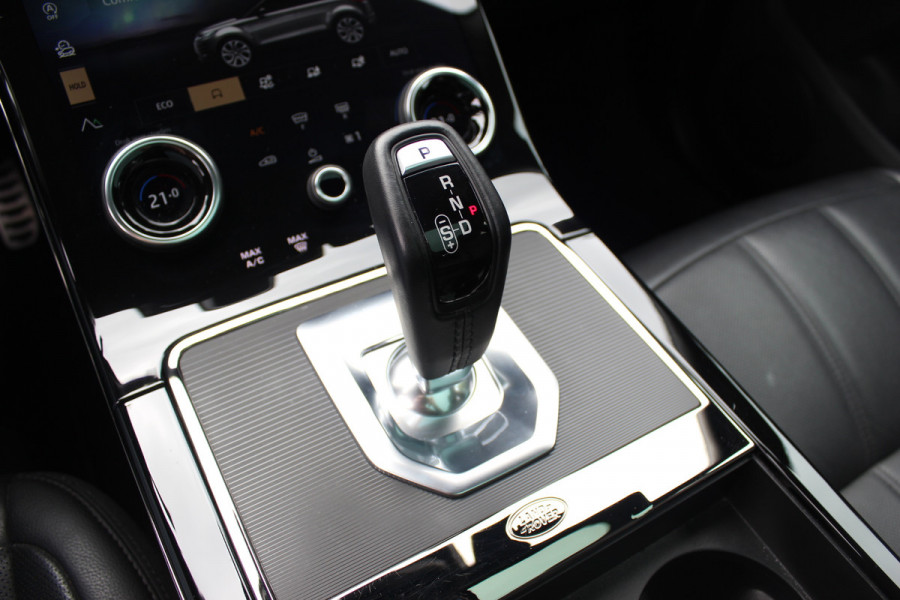 Land Rover Range Rover Evoque 2.0 D200 AWD R-Dynamic HSE / Panoramadak / Camera / Head-up / Meridian / Luxe Leder / 20'' / Keyless / CarPlay / Stuur+Stoelverwarming / Dodehoek / DAB / ACC