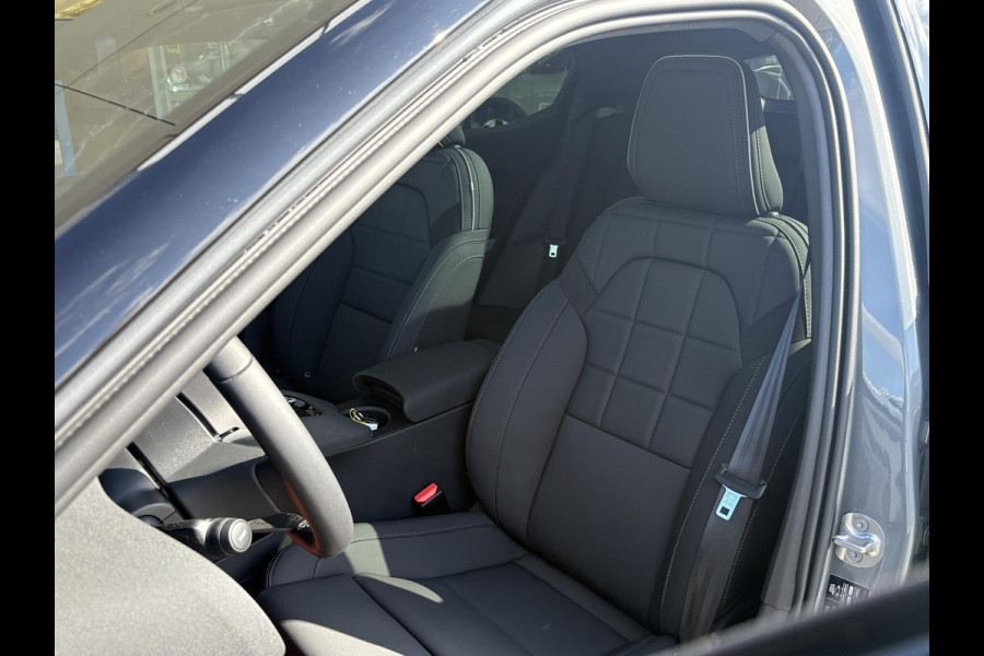 Polestar 2 Long Range Single Motor Prime 82 kWh | Panoramadak | Harmon Kardon | Memory Seats | 360 Camera |
