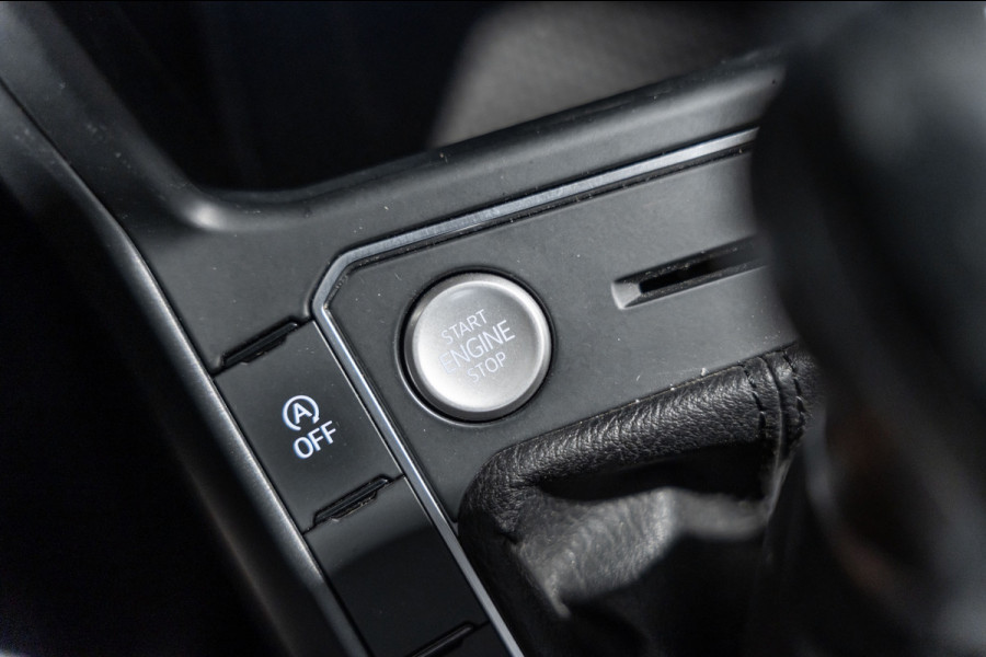 Volkswagen Taigo 1.5 TSI R-Line DSG PANO PDC Keyless