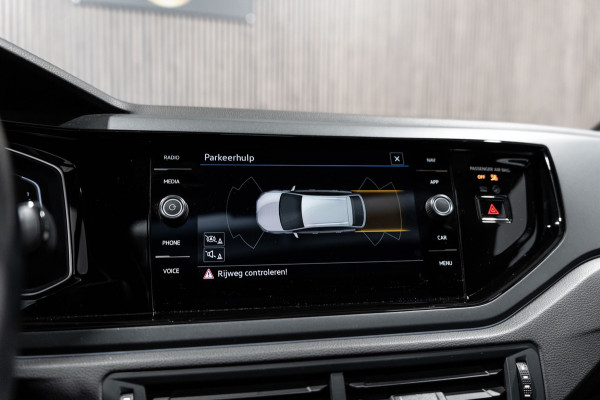 Volkswagen Taigo 1.5 TSI R-Line DSG PANO PDC Keyless