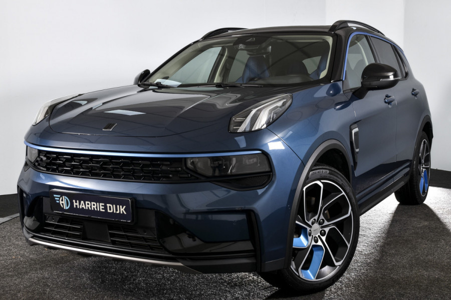 Lynk & Co 01 1.5 PHEV 261PK MY22 | Afn. Trekhaak | 360 Camera | S/K-panodak | Adapt. Cruise | Memory | Elek. klep | LM 20" | 3046