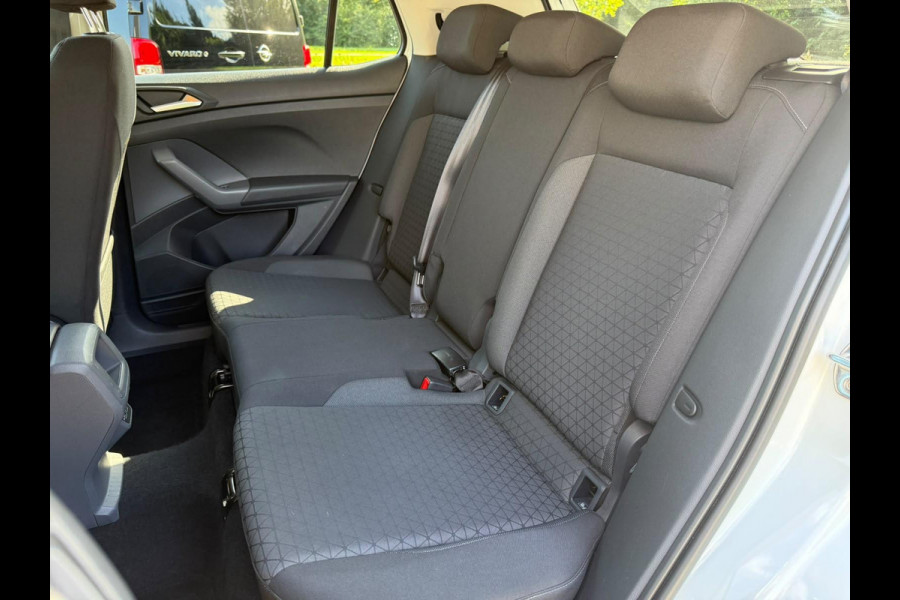 Volkswagen T-Cross 1.0 TSI Life 95 PK | Trekhaak | Navigatie | Climate Controle | LMV |