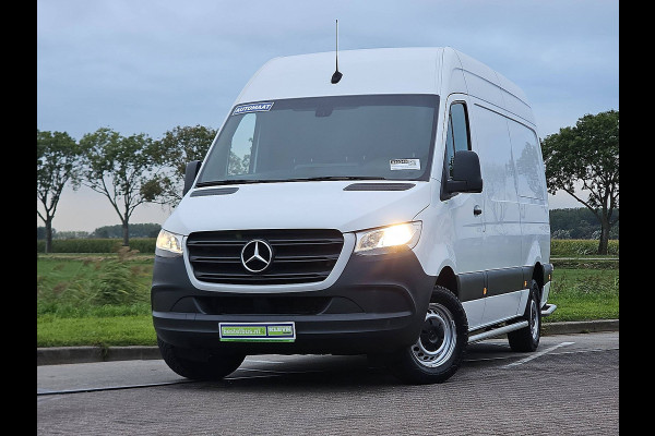 Mercedes-Benz Sprinter 315 L2H2 RWD Cruise control, Airco, Carplay, Camera, Dodehoek detectie, Automaat, Orgineel NL