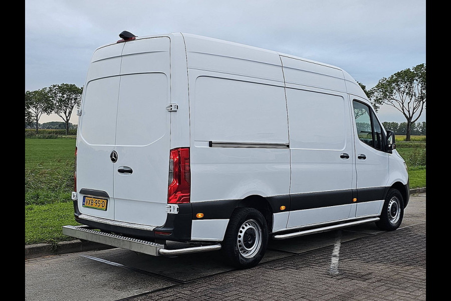 Mercedes-Benz Sprinter 315 L2H2 RWD Cruise control, Airco, Carplay, Camera, Dodehoek detectie, Automaat, Orgineel NL