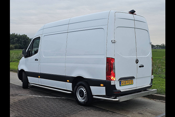 Mercedes-Benz Sprinter 315 L2H2 RWD Cruise control, Airco, Carplay, Camera, Dodehoek detectie, Automaat, Orgineel NL