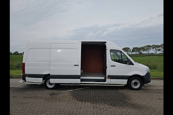 Mercedes-Benz Sprinter 315 1.9 CDI L4H3 RWD Cruise control, Airco, Carplay, Camera, Climate control, Bluetooth, Automaat, Sidebars