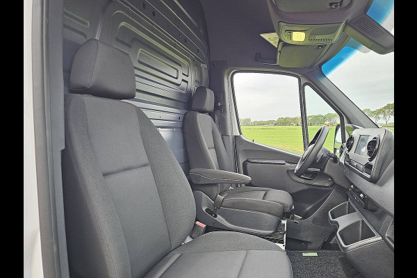 Mercedes-Benz Sprinter 315 1.9 CDI L4H3 RWD Cruise control, Airco, Carplay, Camera, Climate control, Bluetooth, Automaat, Sidebars