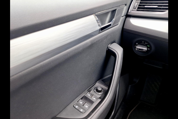 Škoda Superb Combi 1.4 TSI iV Business Edition Plus | SOH: 93,5% | Full LED | Memory Seat | Climate | Navi | CC |