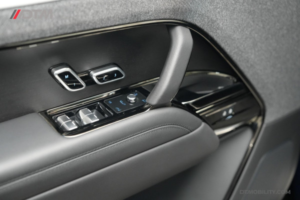 Land Rover Range Rover Sport 3.0 P510e First Edition | Portofino Blue | Treeplanken | Panorama | Massage | Meridian