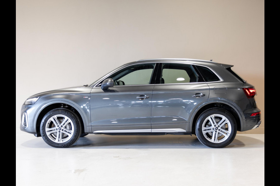 Audi Q5 50 TFSI e S-Line edition SOH 93% / 300pk / Achteruitrij camera / NAP / Dealer onderhouden /