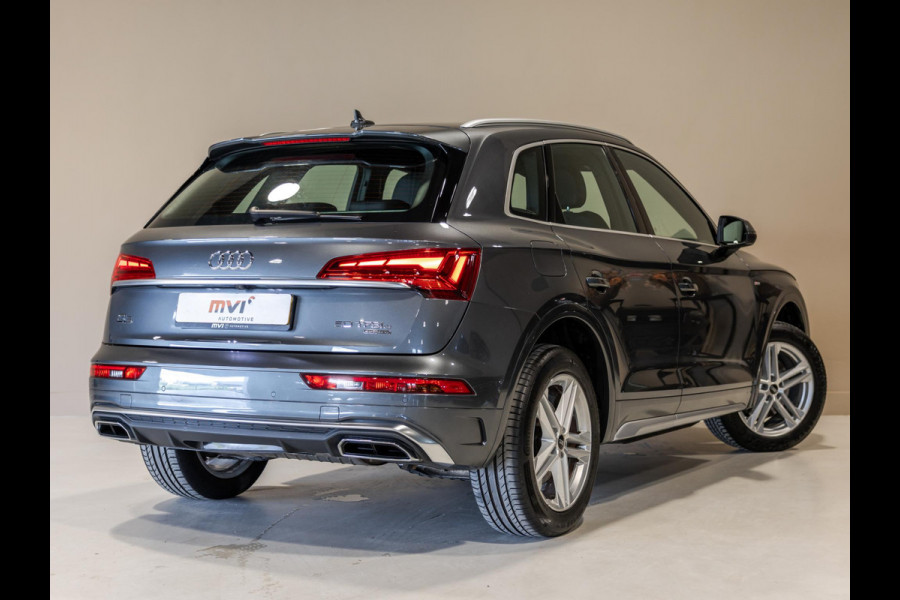 Audi Q5 50 TFSI e S-Line edition SOH 93% / 300pk / Achteruitrij camera / NAP / Dealer onderhouden /