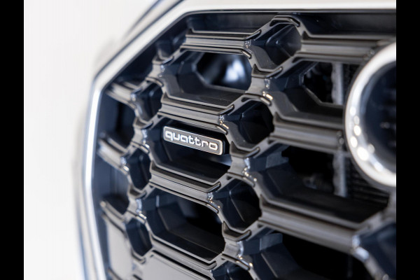 Audi Q5 50 TFSI e S-Line edition SOH 93% / 300pk / Achteruitrij camera / NAP / Dealer onderhouden /