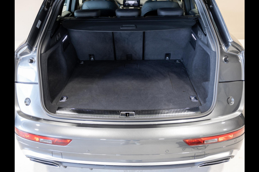 Audi Q5 50 TFSI e S-Line edition SOH 93% / 300pk / Achteruitrij camera / NAP / Dealer onderhouden /