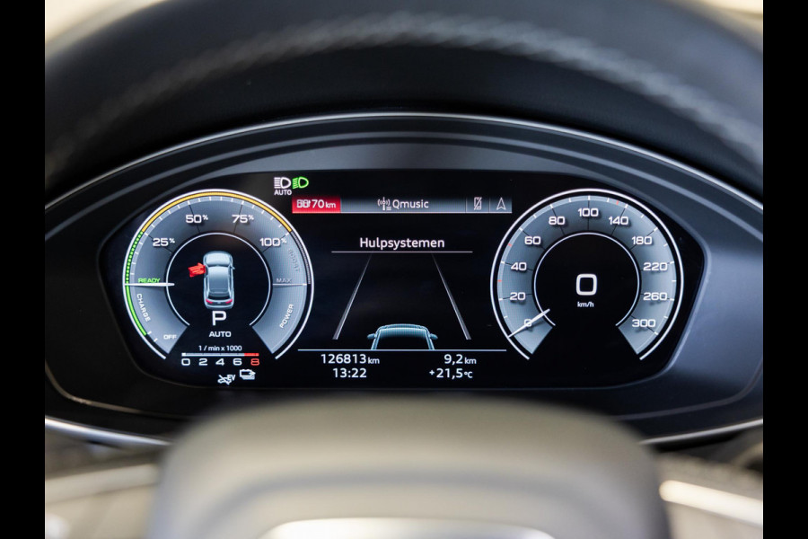 Audi Q5 50 TFSI e S-Line edition SOH 93% / 300pk / Achteruitrij camera / NAP / Dealer onderhouden /