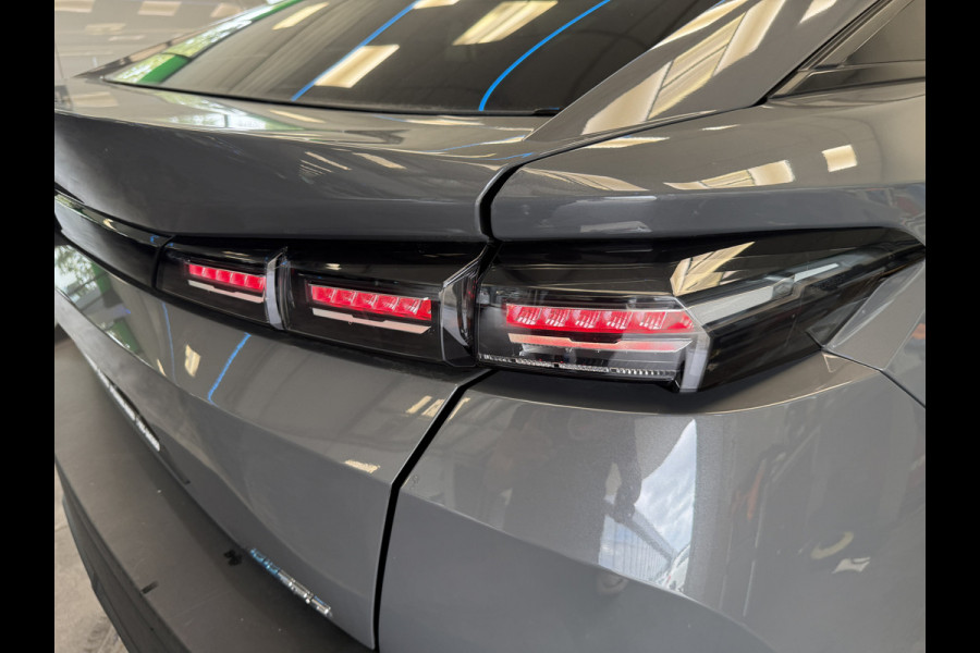 Peugeot 408 1.6 HYbrid Allure 180 EAT8 Navigatie Full-led Adaptive-Cruise
