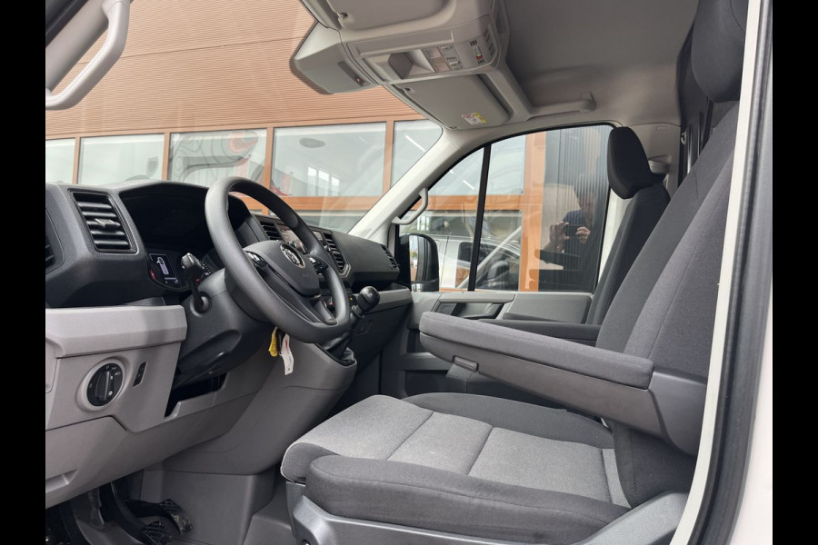 Volkswagen Crafter 35 2.0 TDI 141pk E6 L3 Comfortline Lease €422 p/m, Airco, Carplay, Navi, PDC, Bedrijfsinrichting, 2x Schuifdeur. Volledig onderhoudshistorie aanwezig