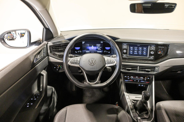 Volkswagen Taigo 1.0 TSI Life / 95pk / Achteruitrij camera / Automatische klimaatregeling / NAP / Dealer onderhouden /