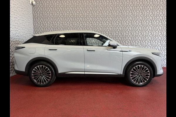 Omoda 9 OMODA 9 PREMIUM AWD | 145 KM / TOTAAL MET BENZINE 1000KM ELEKTRISCH | 538 PK | 4WD 4X4