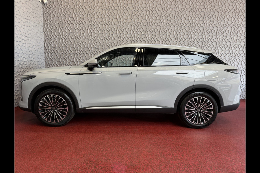Omoda 9 OMODA 9 PREMIUM AWD | 145 KM / TOTAAL MET BENZINE 1000KM ELEKTRISCH | 538 PK | 4WD 4X4