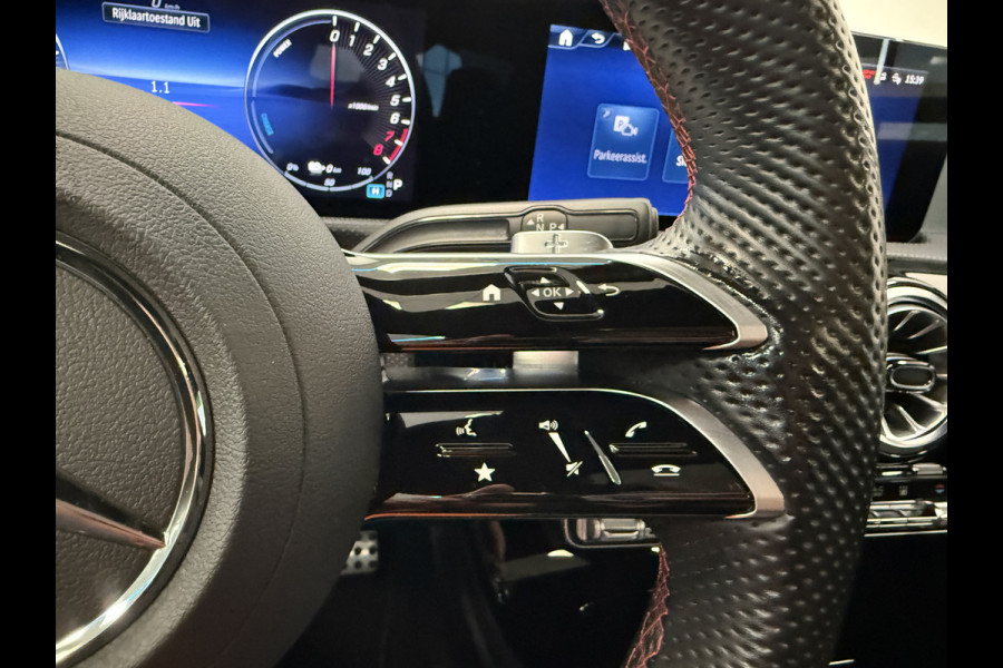 Mercedes-Benz CLA-Klasse 250 e Star Edition Panoramadak Advance Sound AMG NAP