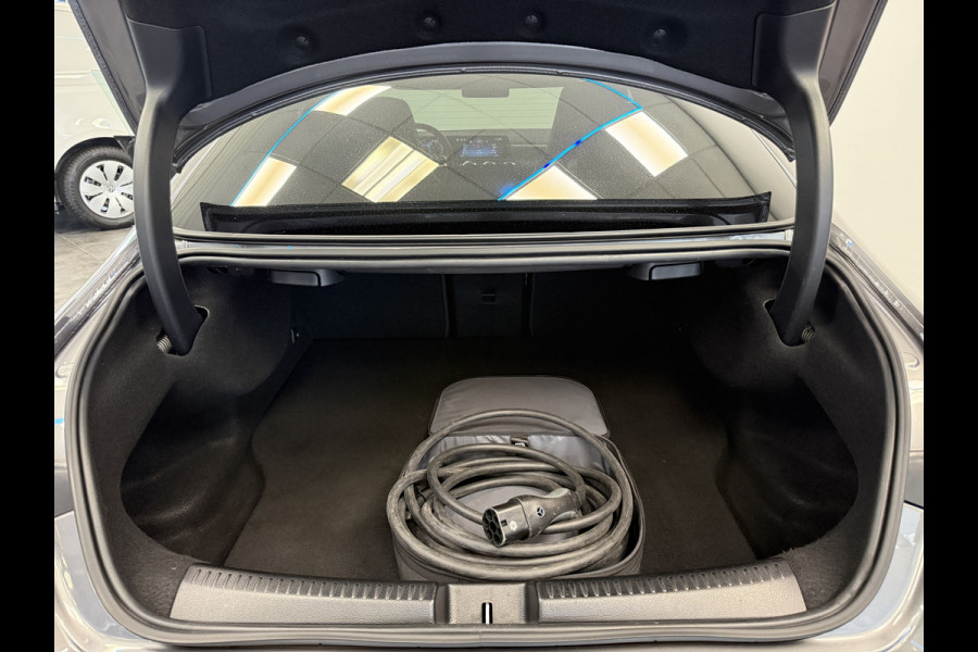 Mercedes-Benz CLA-Klasse 250 e Star Edition Panoramadak Advance Sound AMG NAP