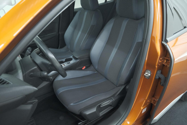 Peugeot 2008 PureTech 130 Allure Pack | Trekhaak | Adaptieve Cruise Control | Camera | Stoelverwarming