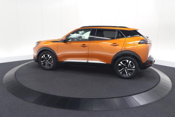 Peugeot 2008 PureTech 130 Allure Pack | Trekhaak | Adaptieve Cruise Control | Camera | Stoelverwarming