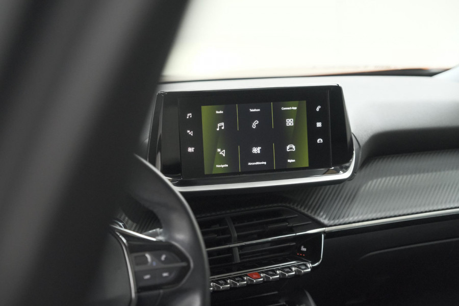 Peugeot 2008 PureTech 130 Allure Pack | Trekhaak | Adaptieve Cruise Control | Camera | Stoelverwarming